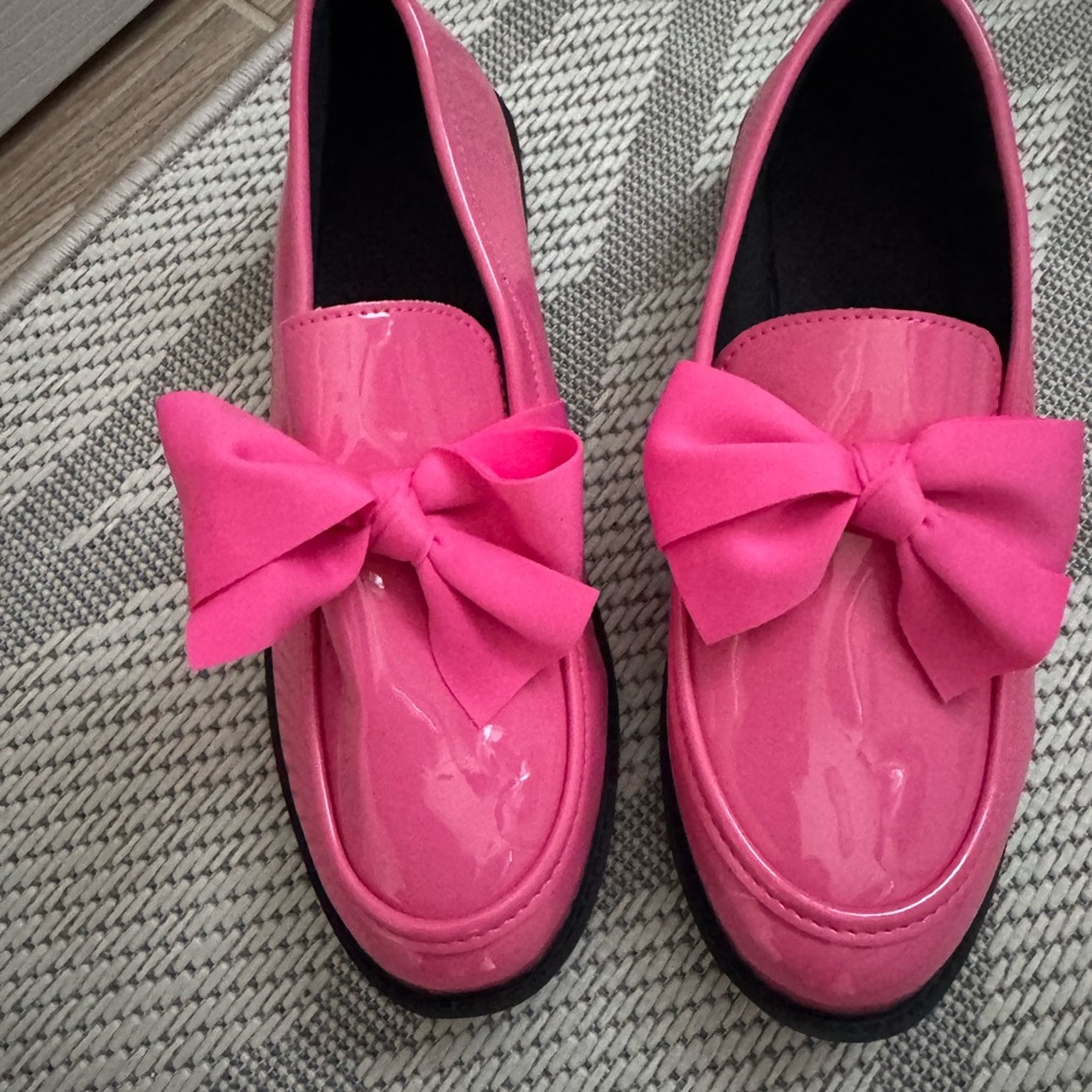 Stylish Pink ladies Shoes with Bow